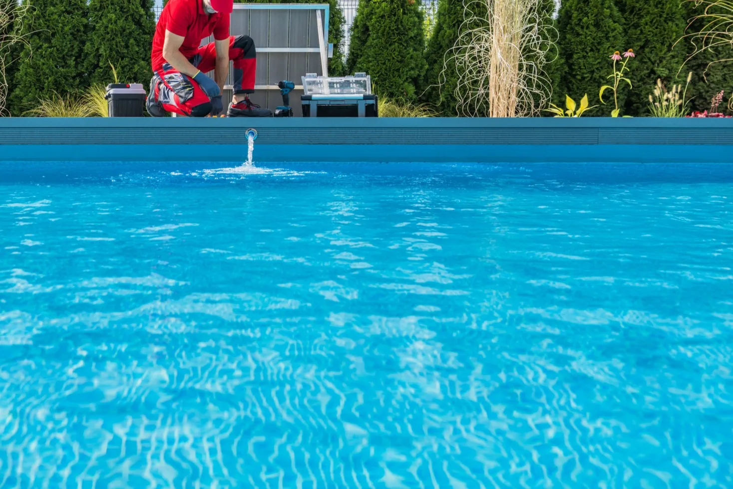 Pool leak detection signs and next steps,
